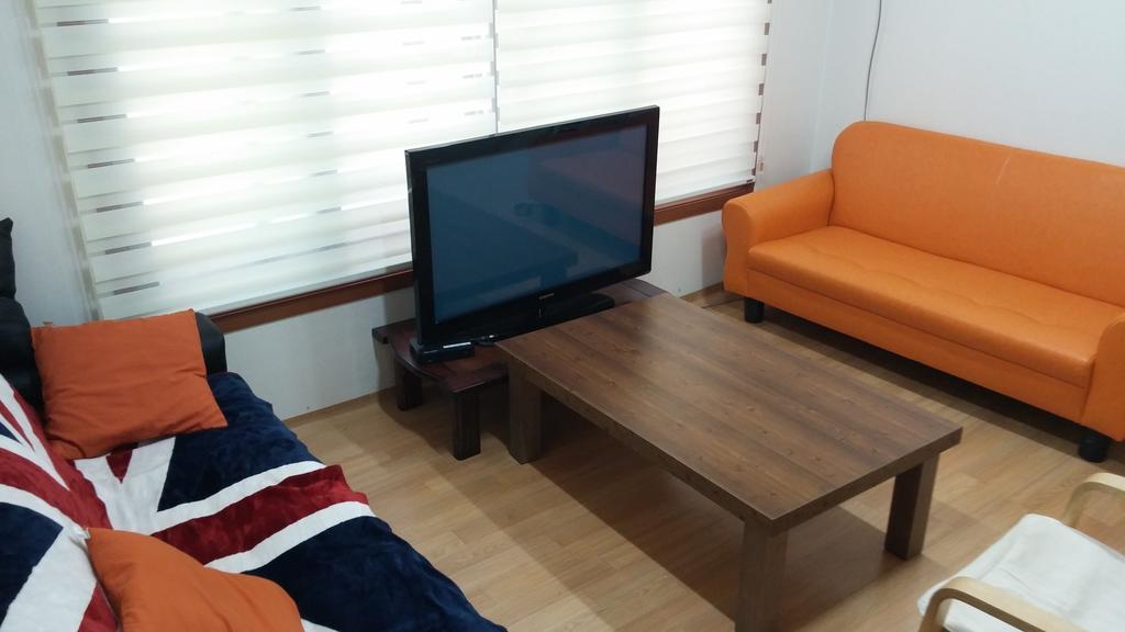 J Story Guest house Seoul